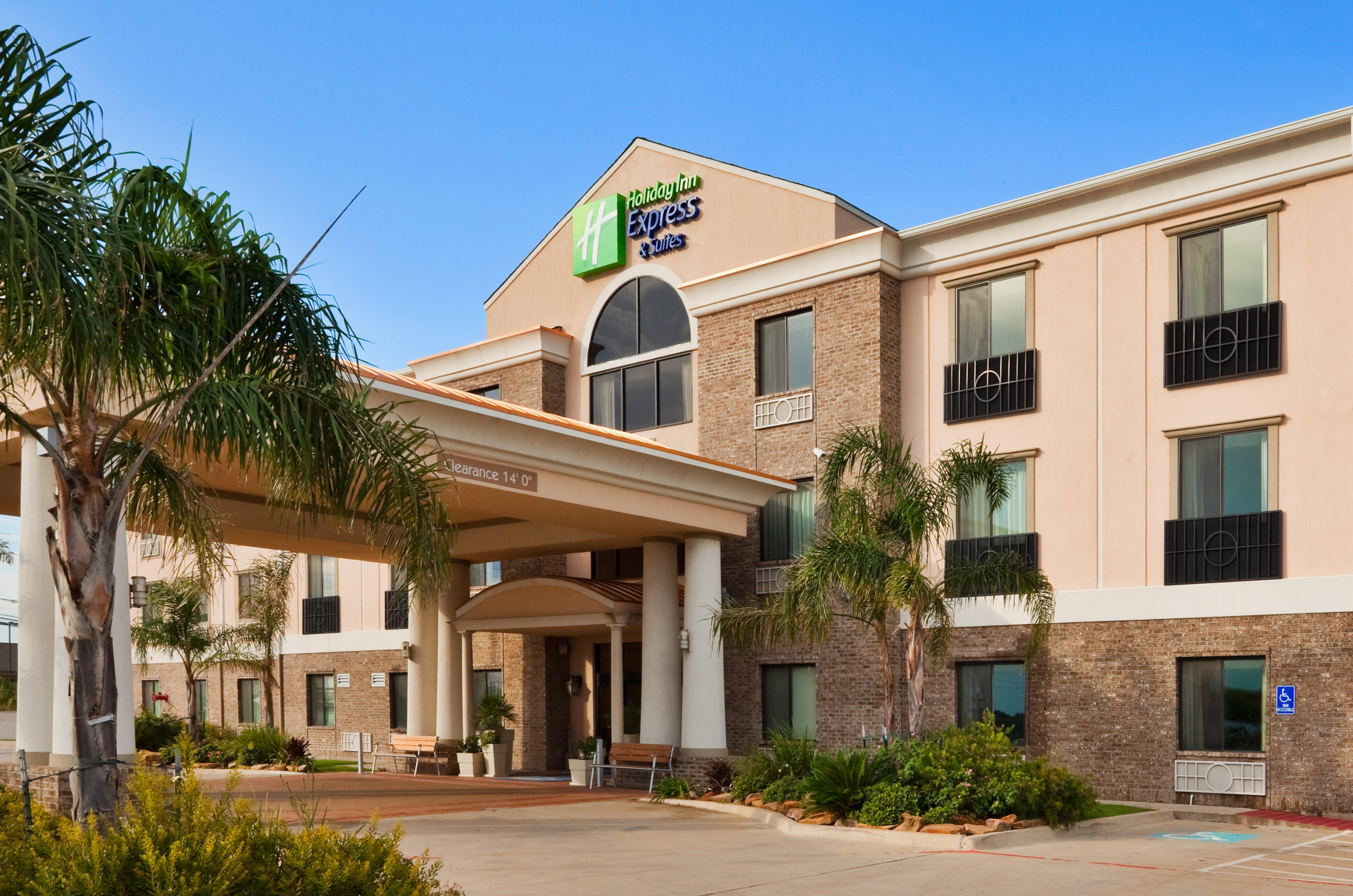 Holiday Inn Express Hotel And Suites Fairfield-North By Ihg Buitenkant foto