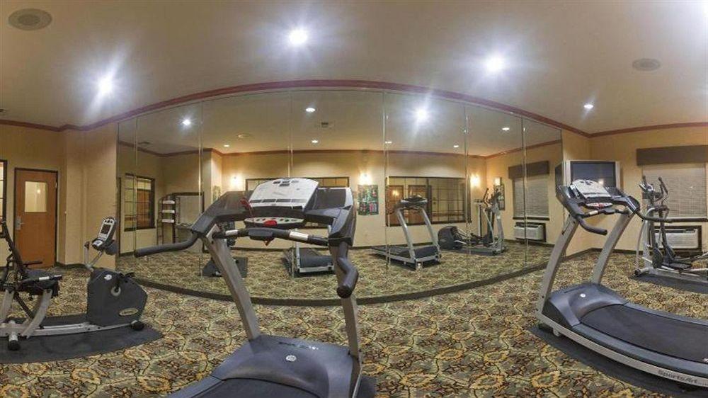 Holiday Inn Express Hotel And Suites Fairfield-North By Ihg Buitenkant foto